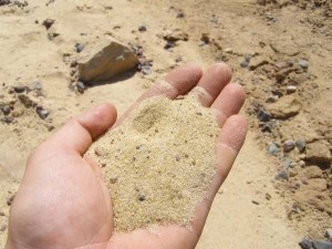 Песок с примесями глины